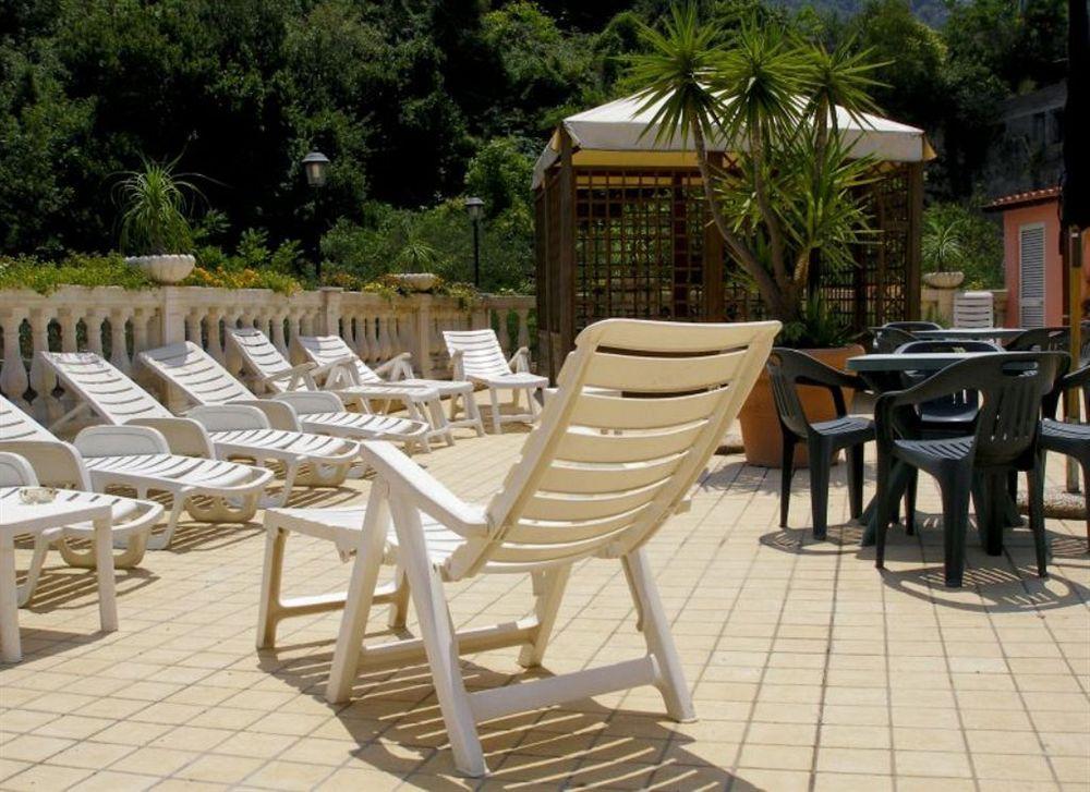 Hotel Il Nespolo カザミッチョラ・テルメ エクステリア 写真