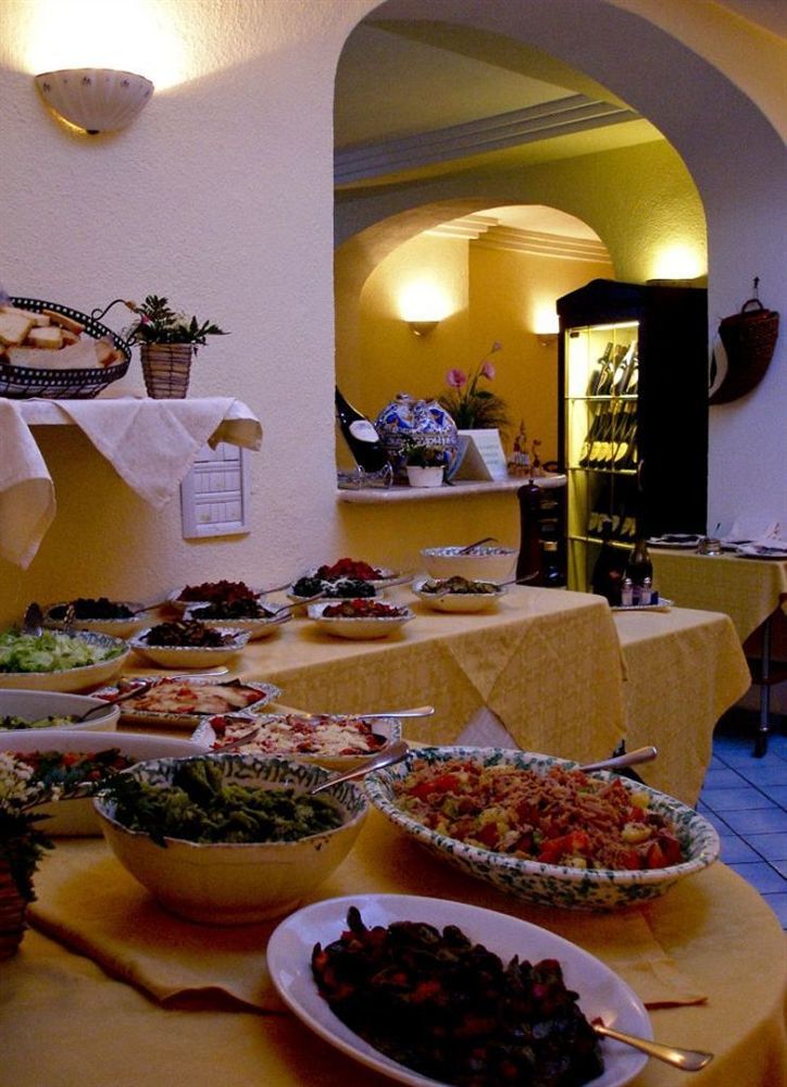 Hotel Il Nespolo カザミッチョラ・テルメ エクステリア 写真